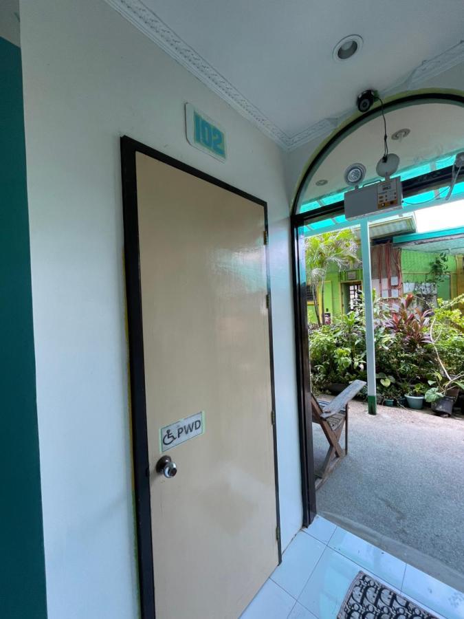 Austrias Guest House Эль-Нидо Экстерьер фото