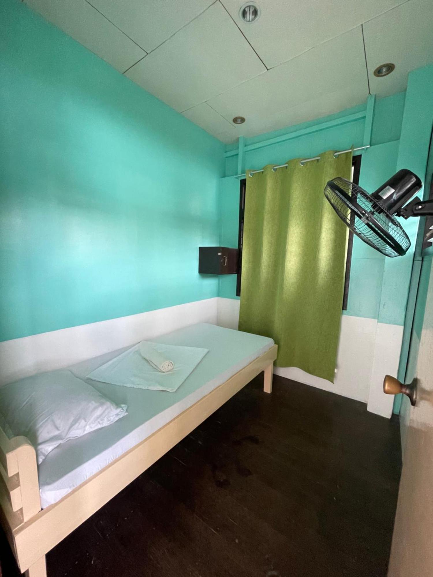 Austrias Guest House Эль-Нидо Экстерьер фото